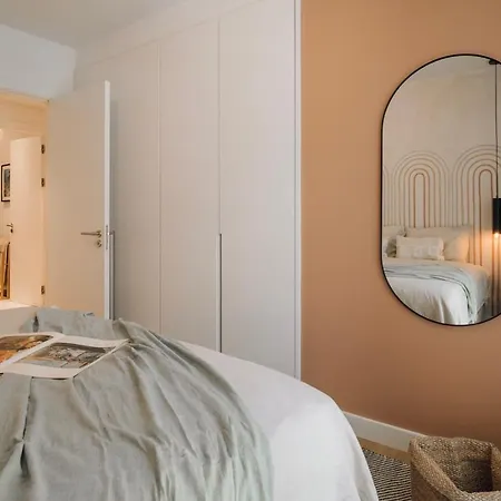דירה Terracina - 2 Bedrooms And Terrace In Campolide ליסבון