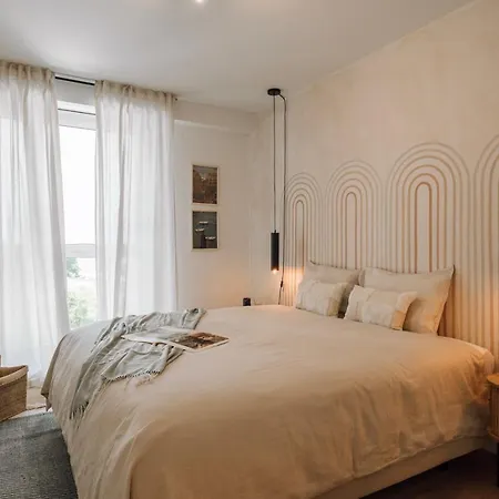 דירה Terracina - 2 Bedrooms And Terrace In Campolide ליסבון